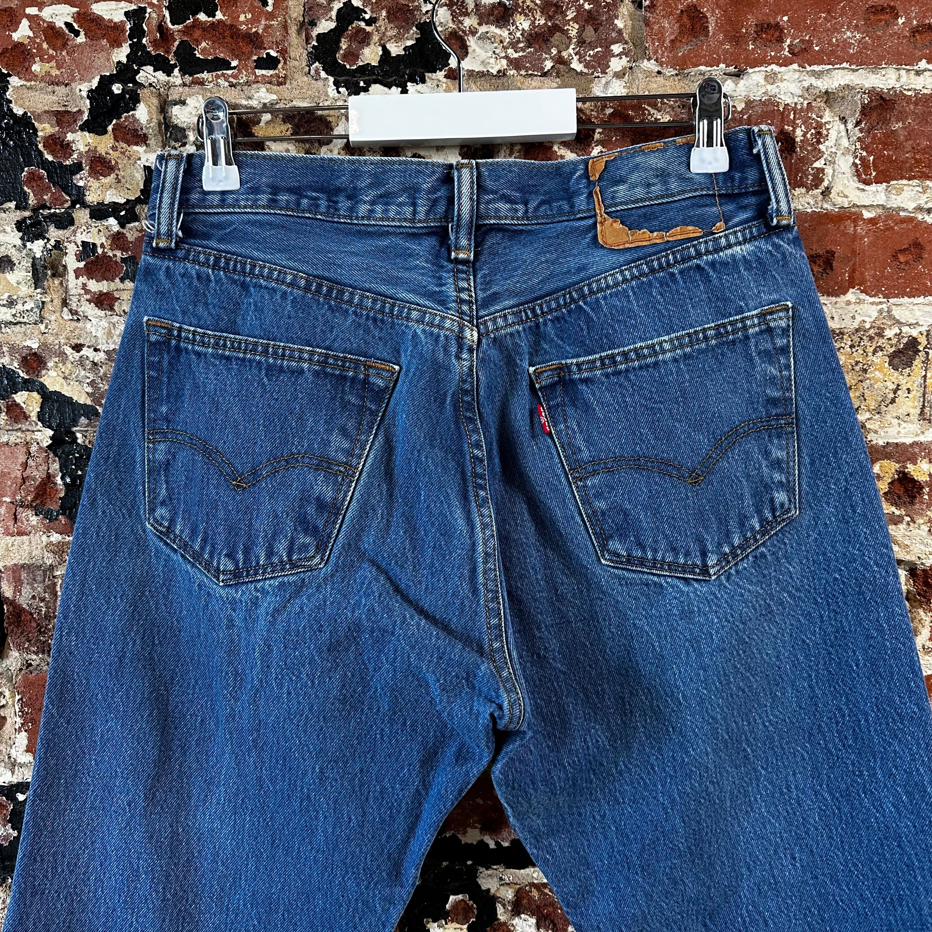 Levis 501 Jeans Mens 32x29 Straight Leg Button Fly Blue Denim