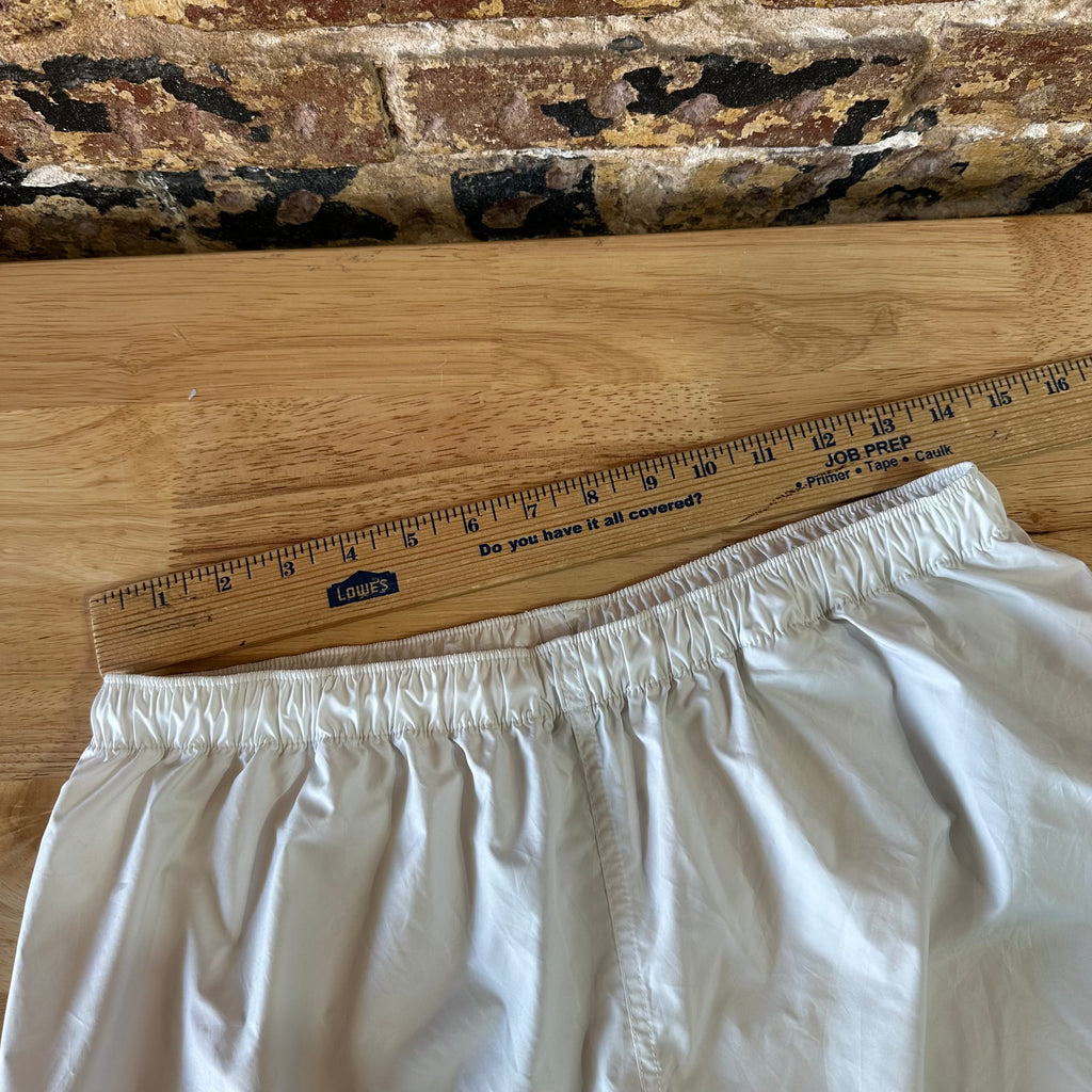 Patagonia Strider Field Shorts 8" White Men's Size Medium Lightweight unlined