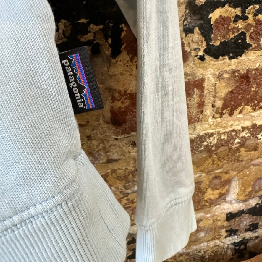 Patagonia Mens Medium Blue Sweatshirt