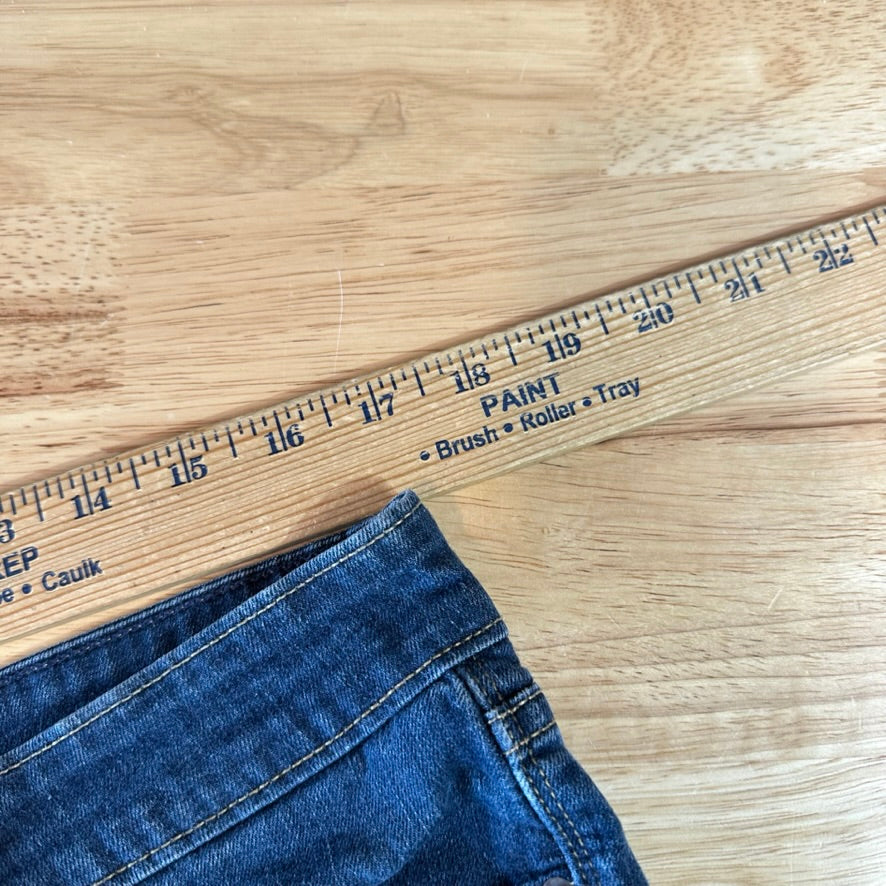 Levi's Jean Shorts Womens 32