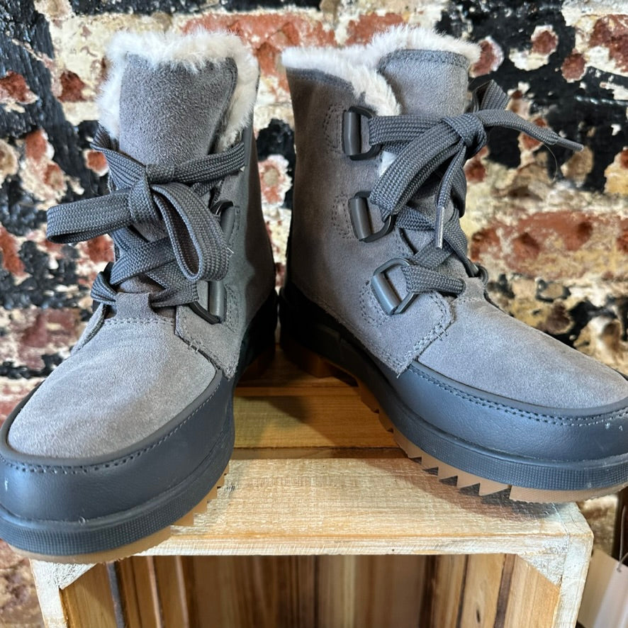 Sorel Gray Boots Woman's 6