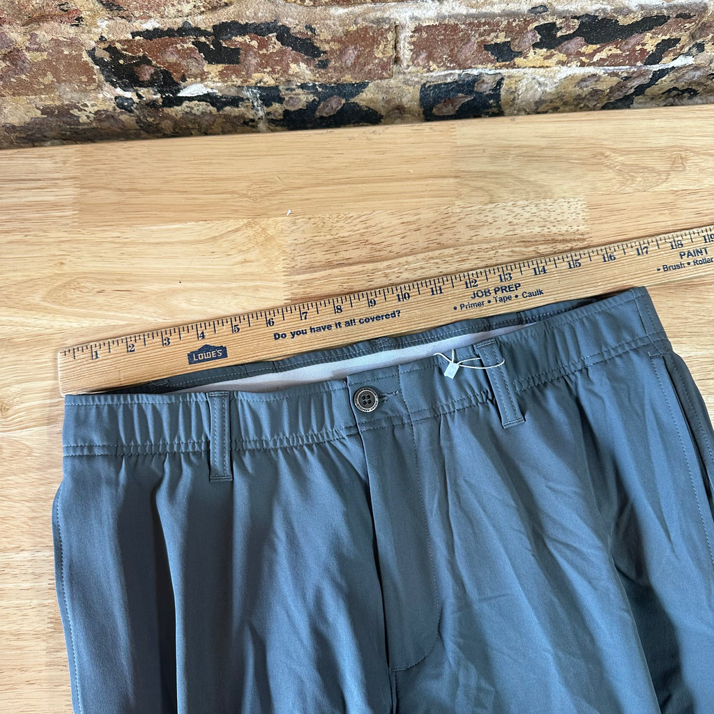 Under Armour Mens 34x30 Gray Pants