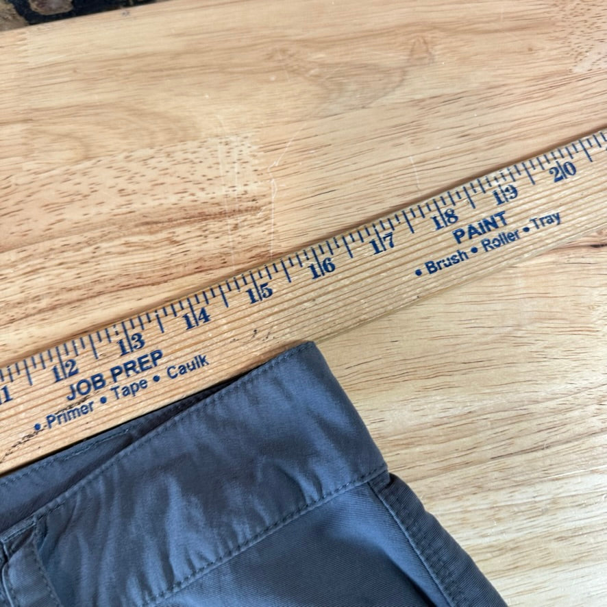 North Face Womens 6 Gray Capris