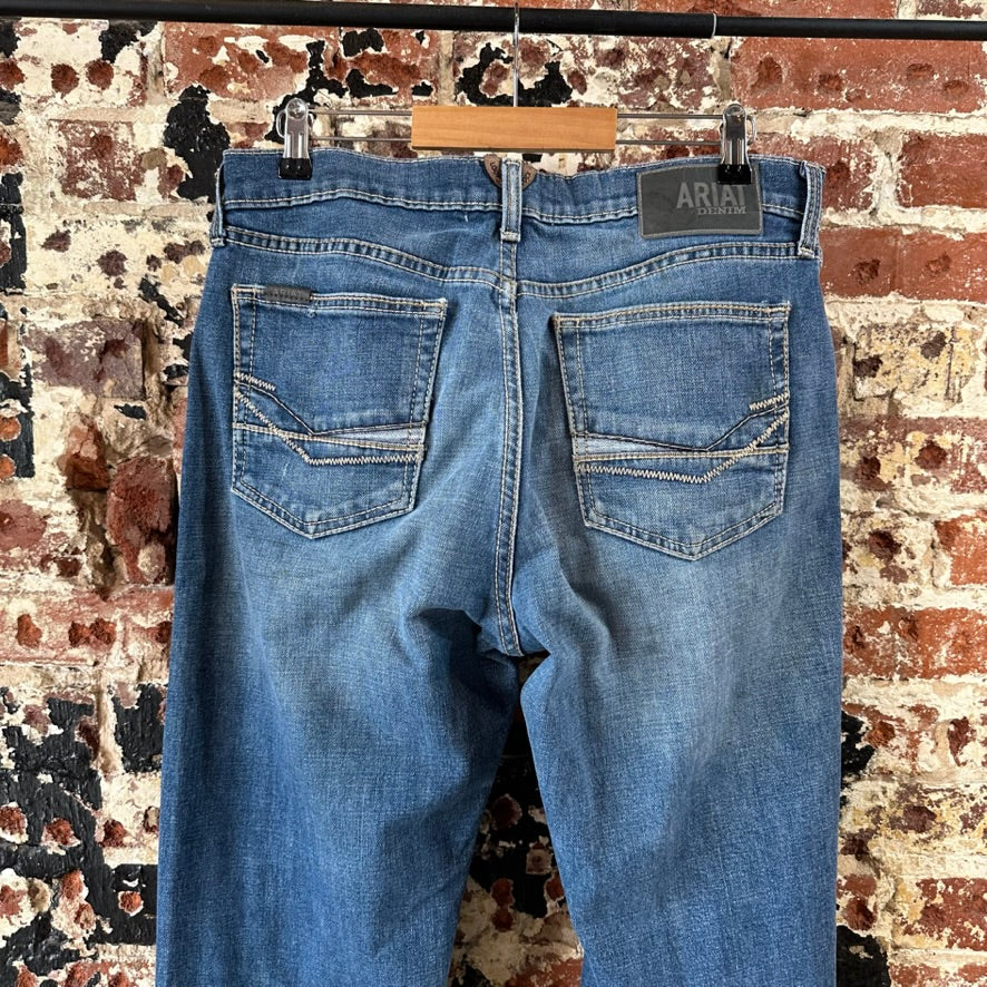 Ariat M4 Mens 33x38 Blue Jeans