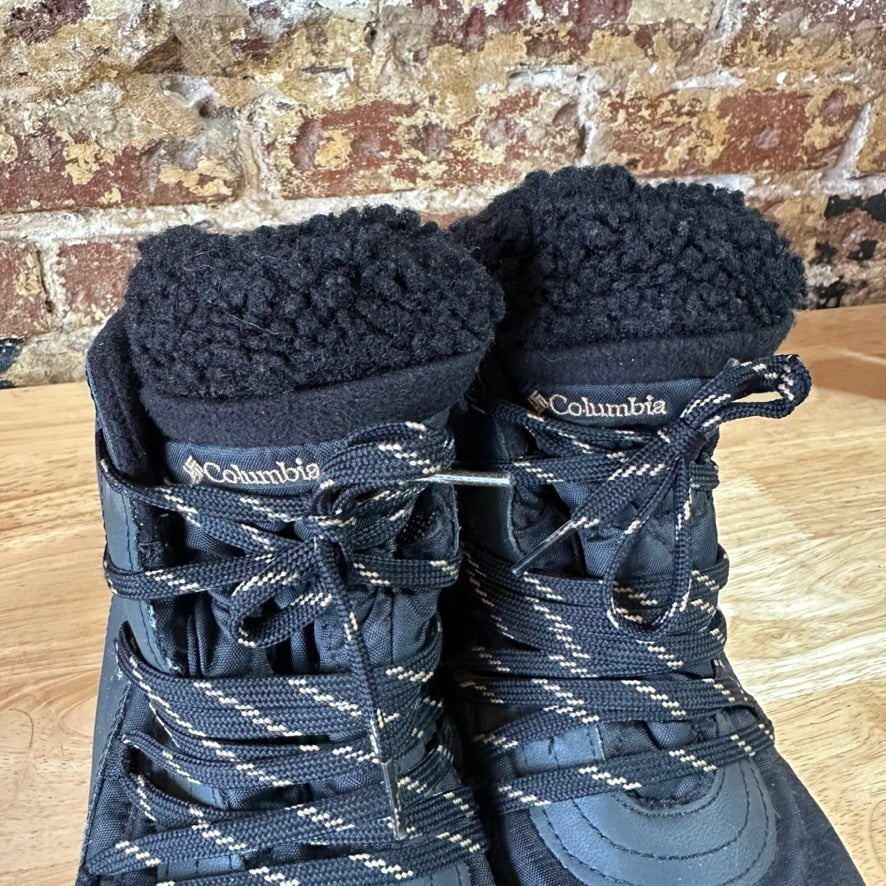 Columbia Womens 8 Black boots
