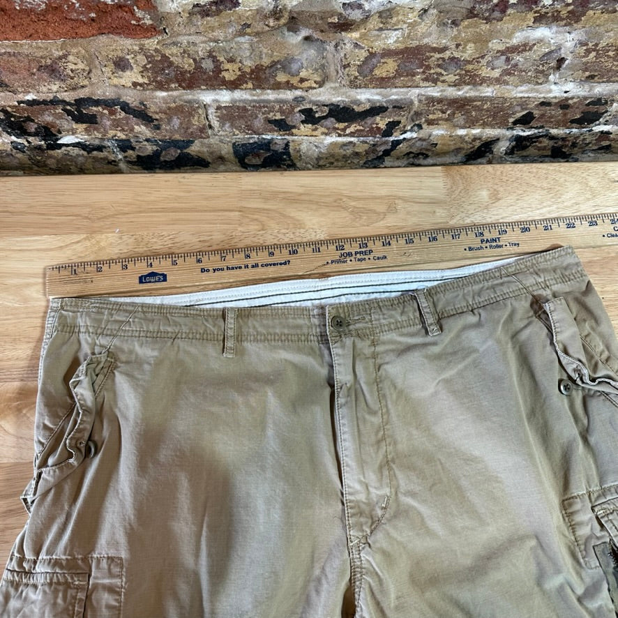 Polo Jeans Company Mens Surplus Cargo Shorts Size 42 Brown