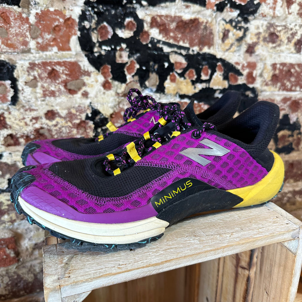 New Balance Womens 11 Shoes