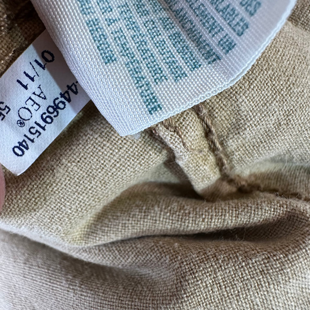 American Eagle Outfitters Classic Cargo Shorts Mens 34 Tan 11" inseam