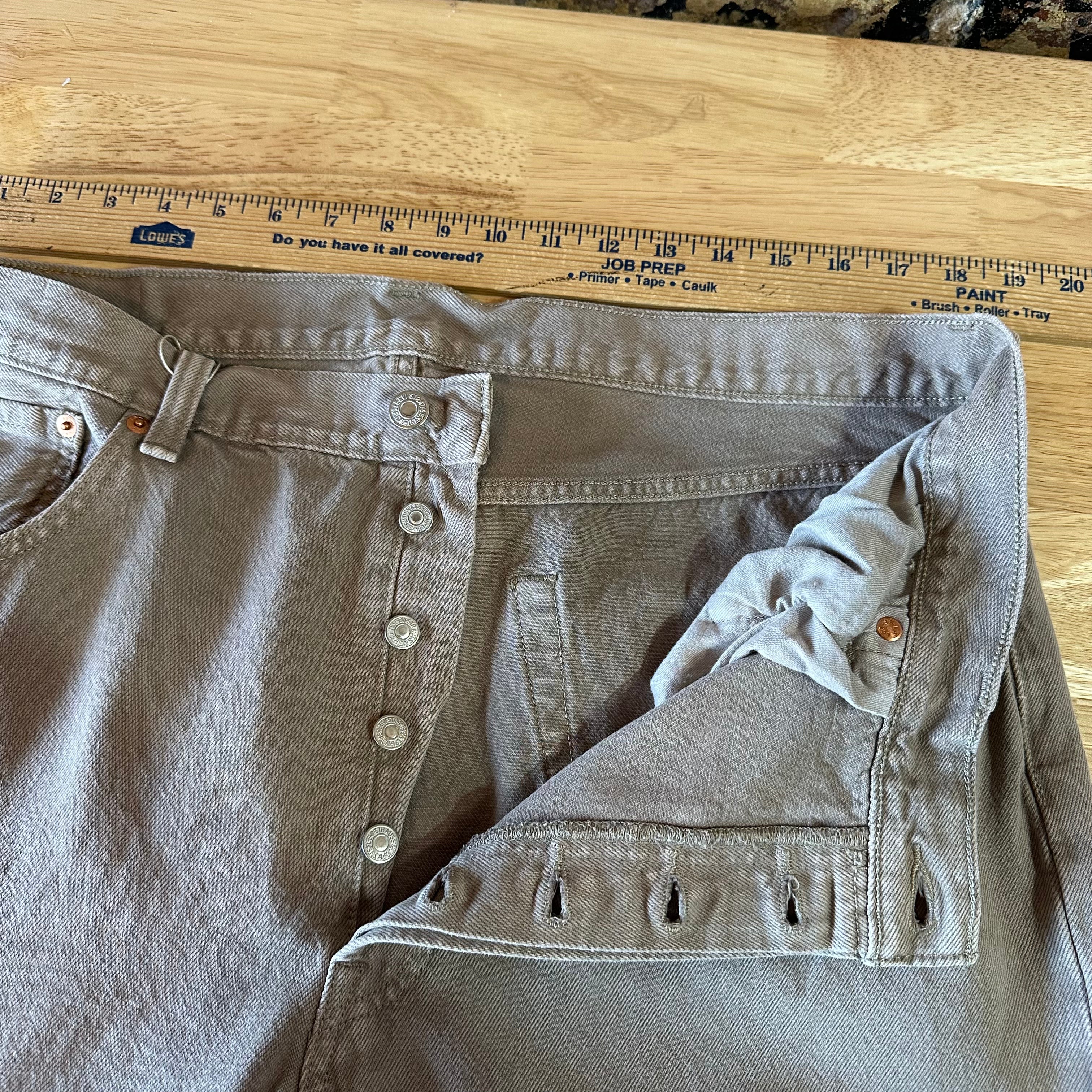 Levi's 501 Mens 38x32 Tan Jeans