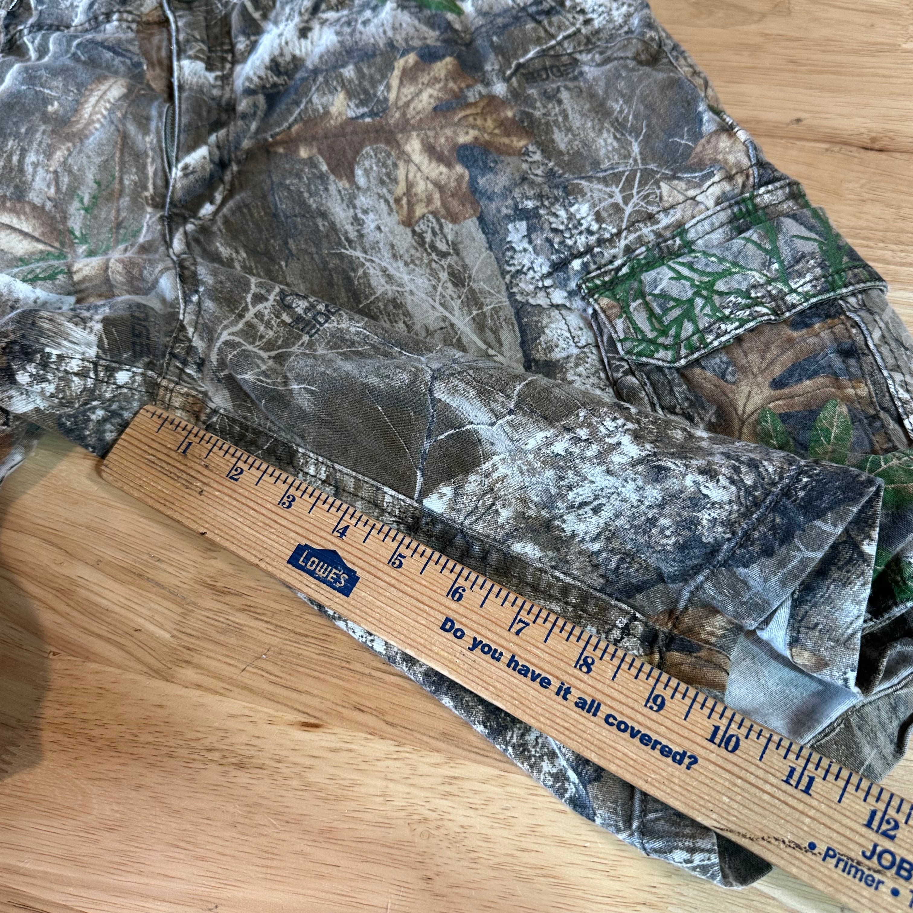 George Mens 36 Camo Shorts