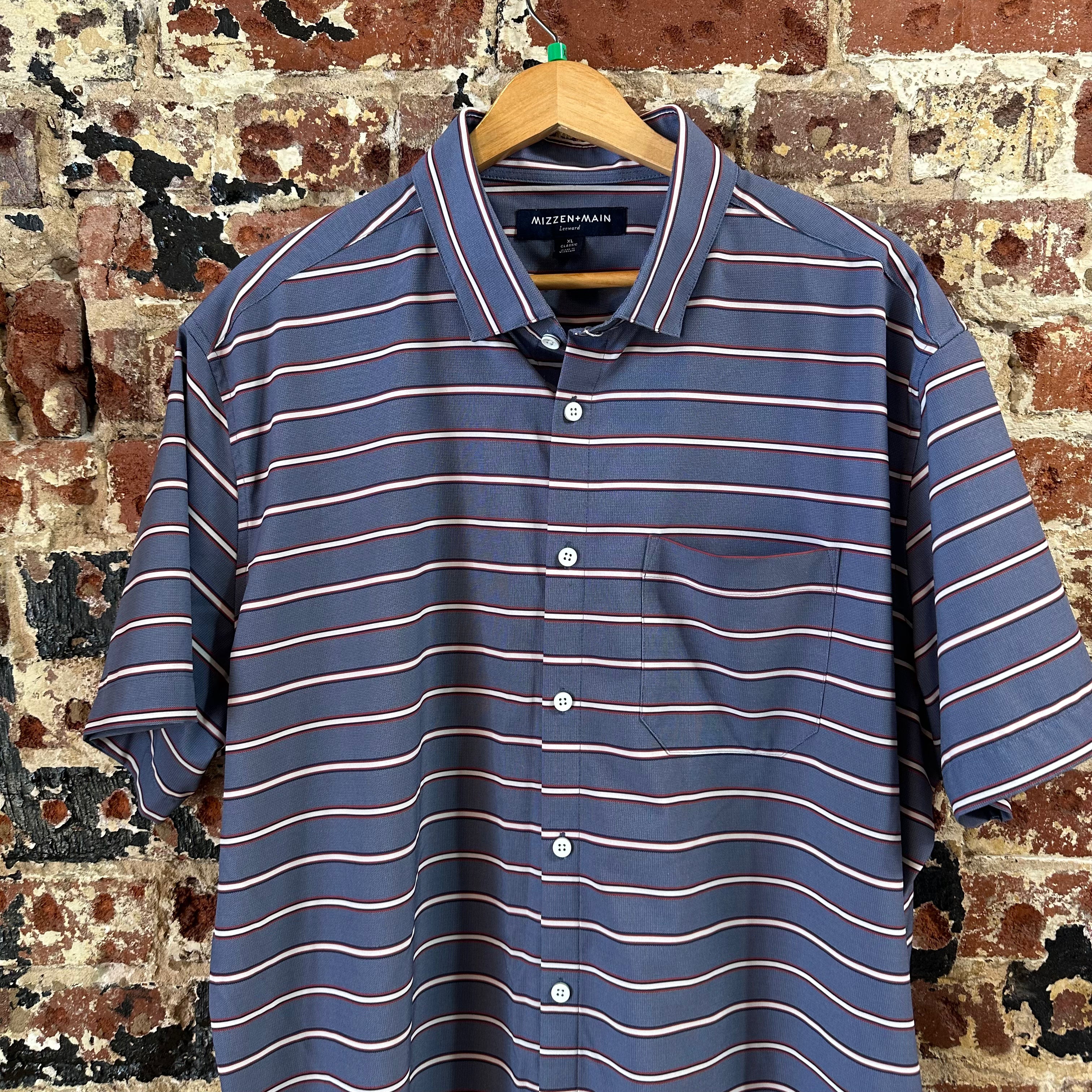 Mizzen Main Mens XL Short Sleeve Button Up