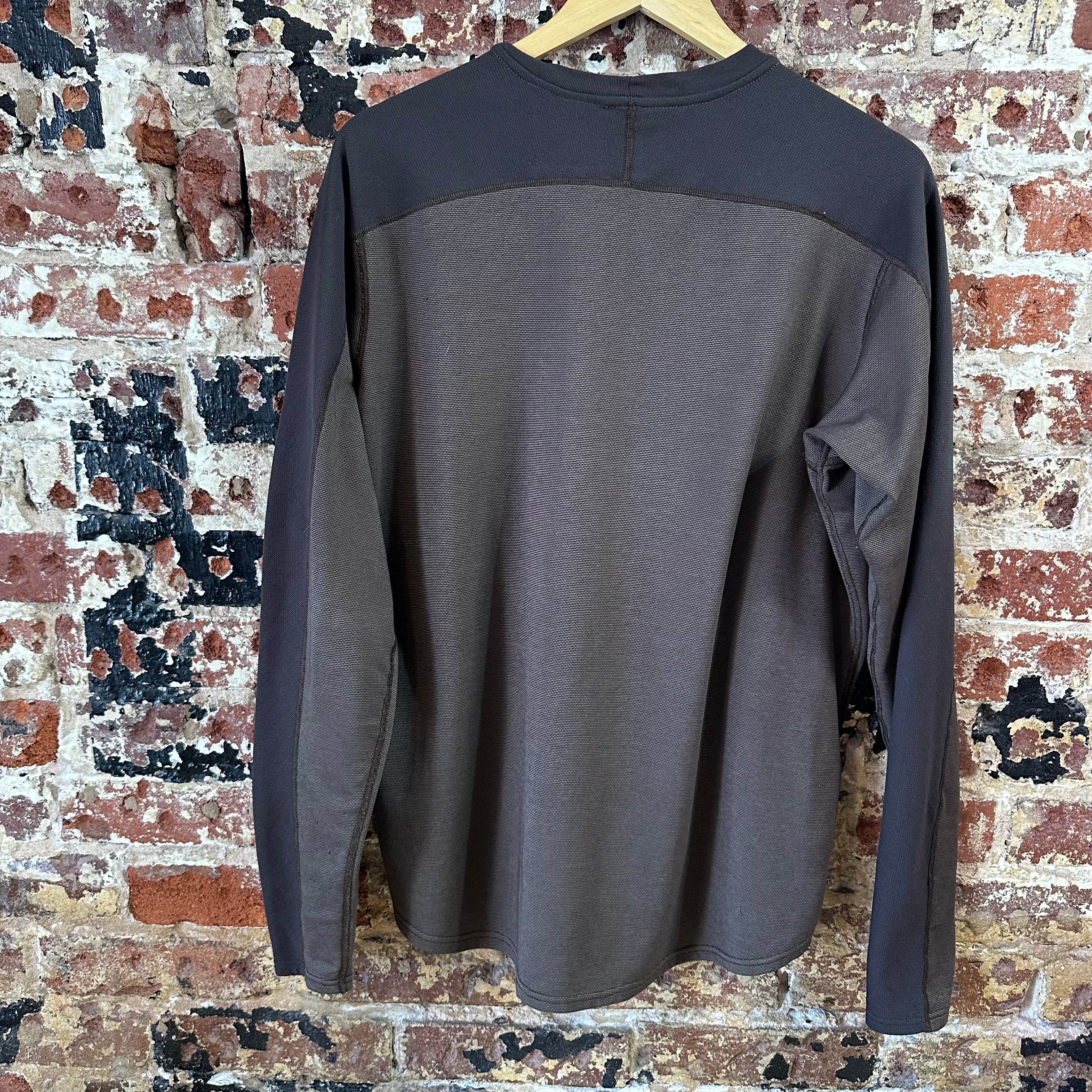 Patagonia Men's Large L/S T-Shirt