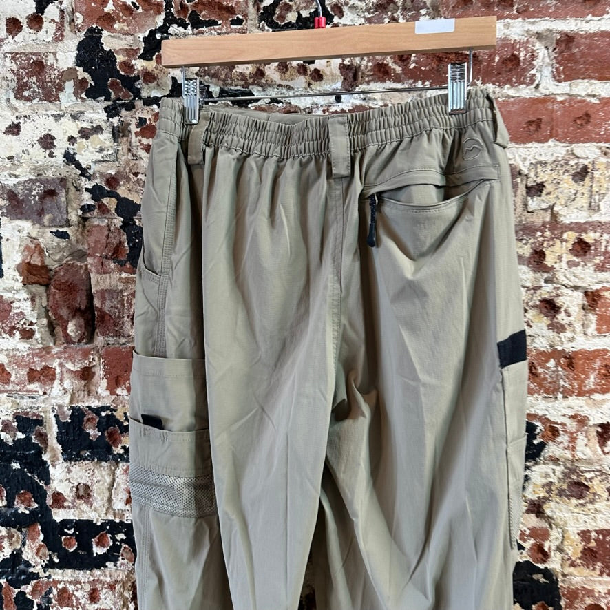 Magellan Mens Large Tan Pants