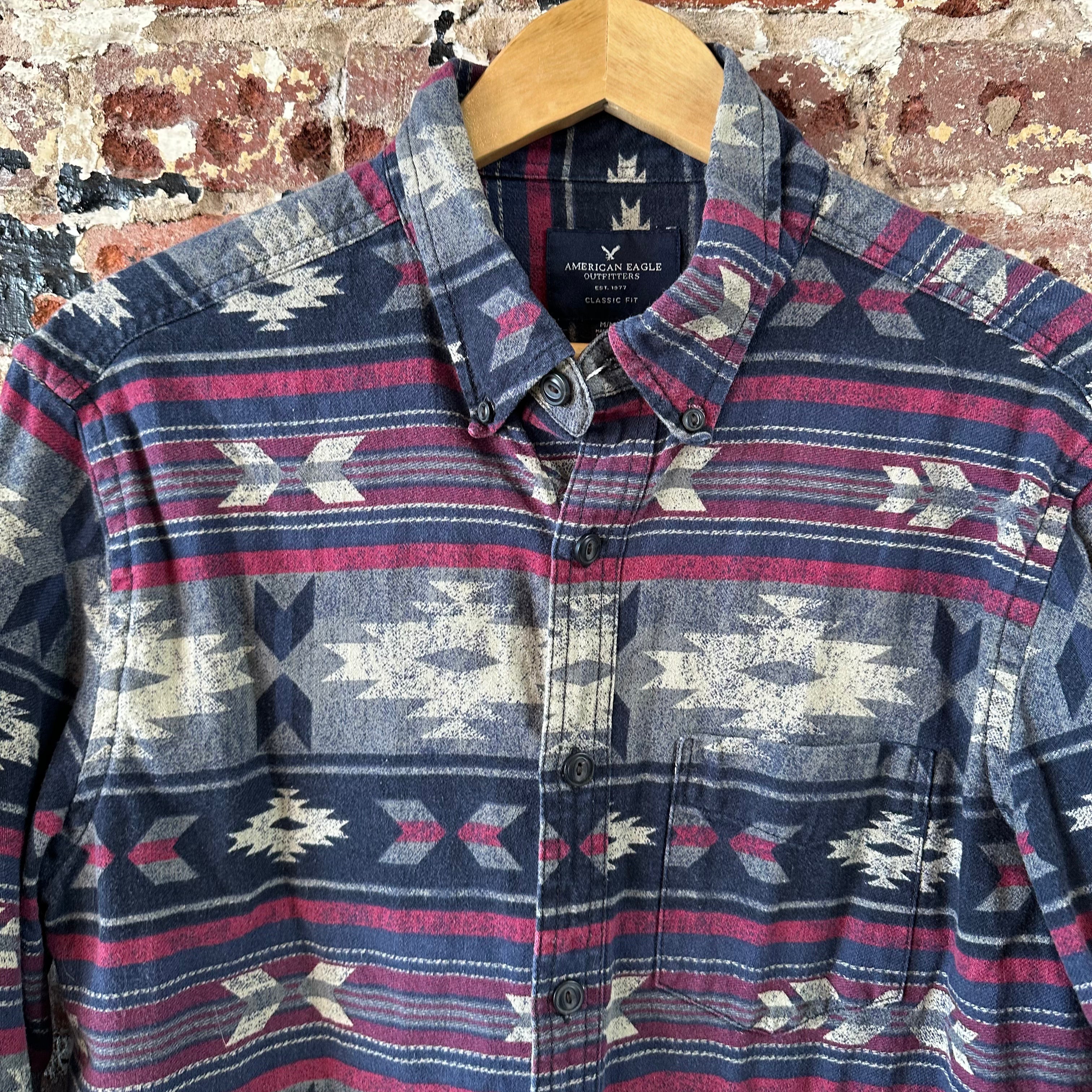 American Eagle AE Aztec Shirt Mens Medium Button Up Western Southwest Blue Red