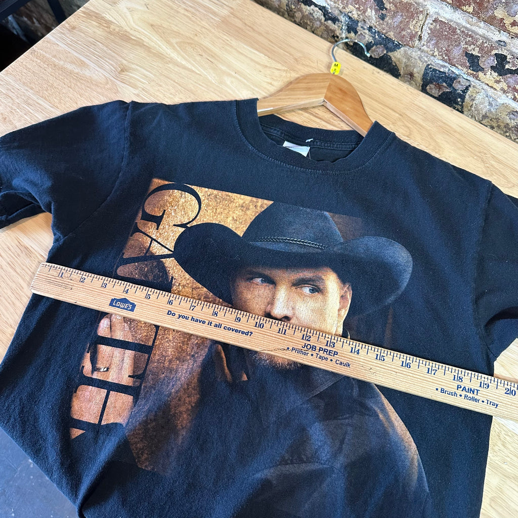 Garth Medium S/S Black T-Shirt
