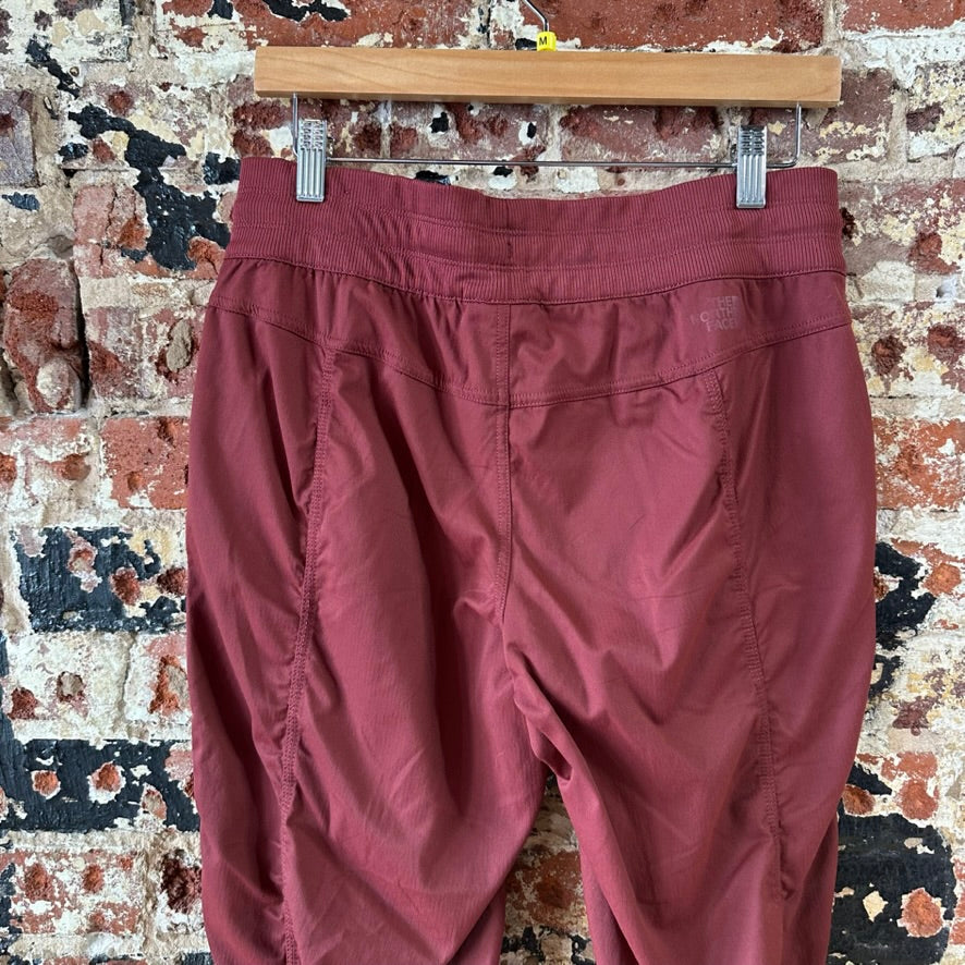 North Face Womens Medium Capri's