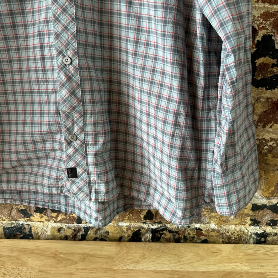 Cabela's Shirt Mens XL Long Sleeve Button Vented Gray Plaid Outdoor