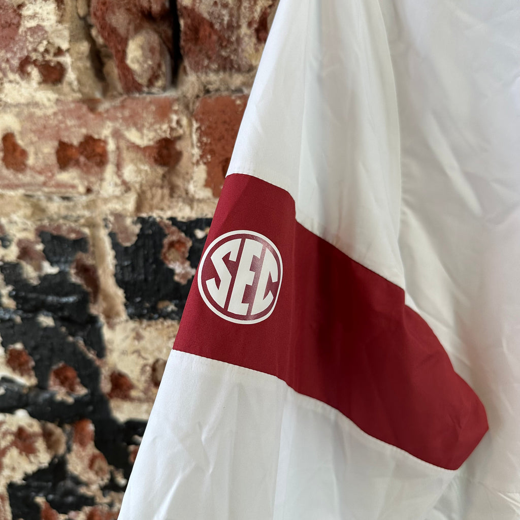 Nike Arkansas Razorbacks 1/4 Zip Sideline Pullover Jacket Mens Small White