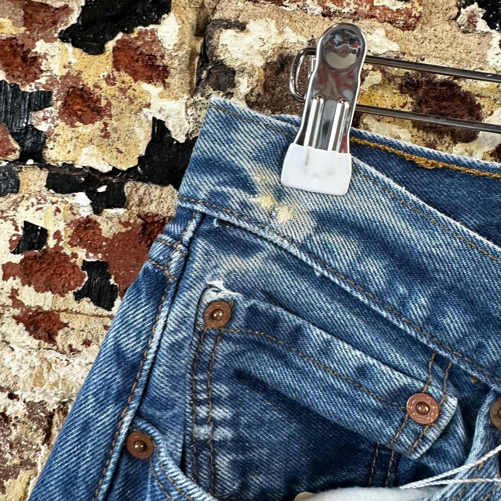 Levis 501 Jeans Mens 32x29 Straight Leg Button Fly Blue Denim