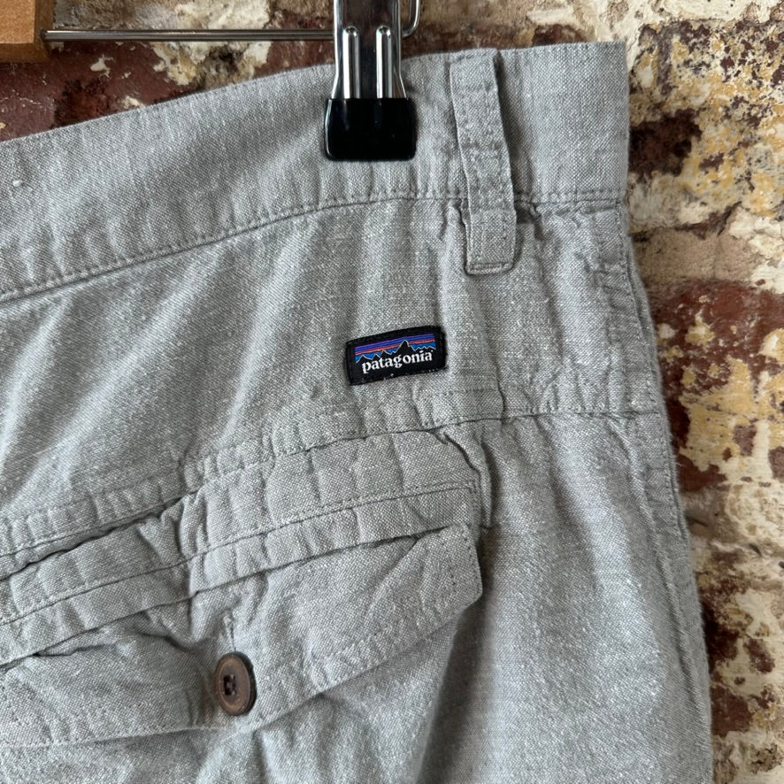 Patagonia Mens 34 Green Shorts