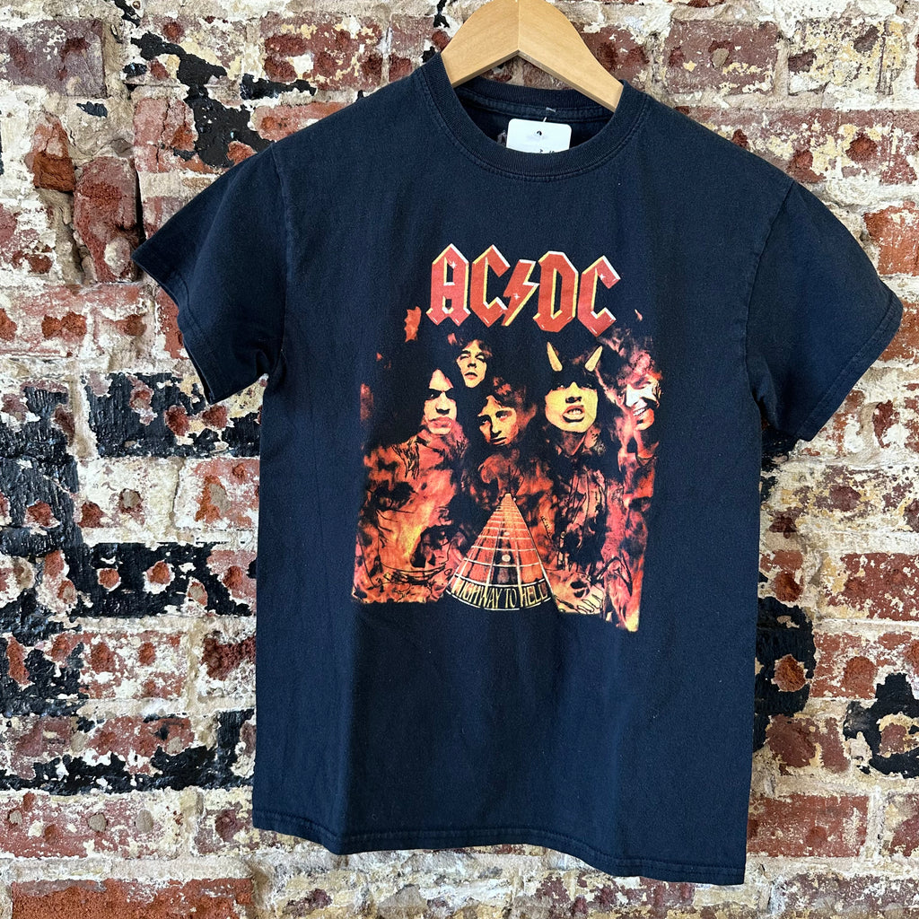 AC/DC Short Sleeve T-shirt Small