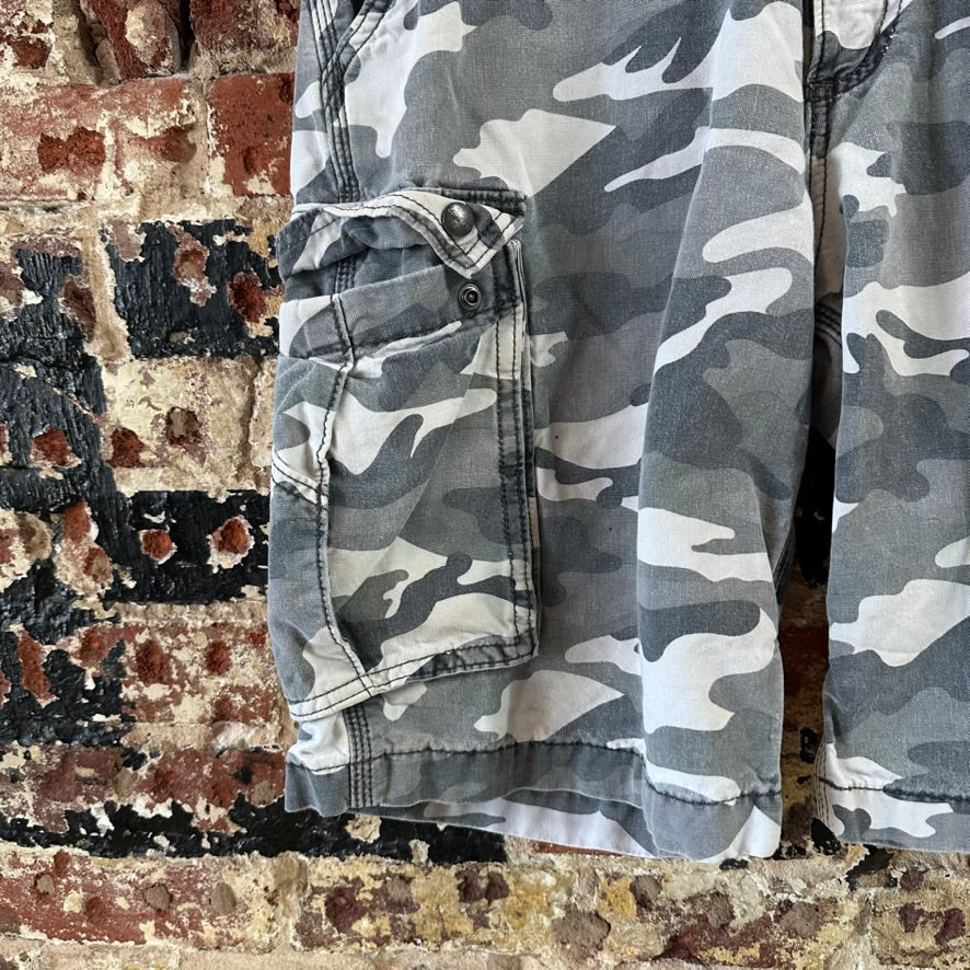 Carhartt Camo Mens 34 Cargo Shorts