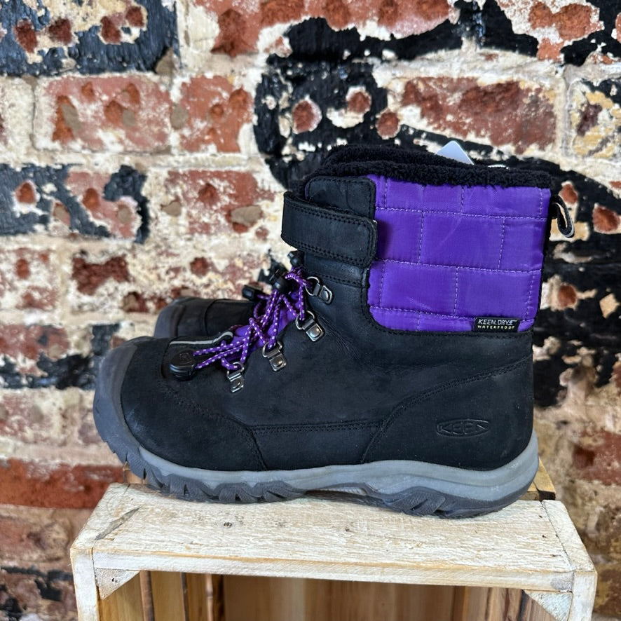 Keen Winter Boots youth 4