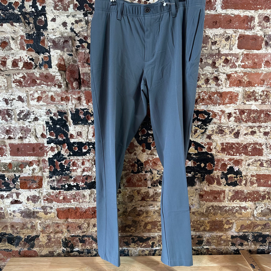 Under Armour Mens 34x30 Gray Pants