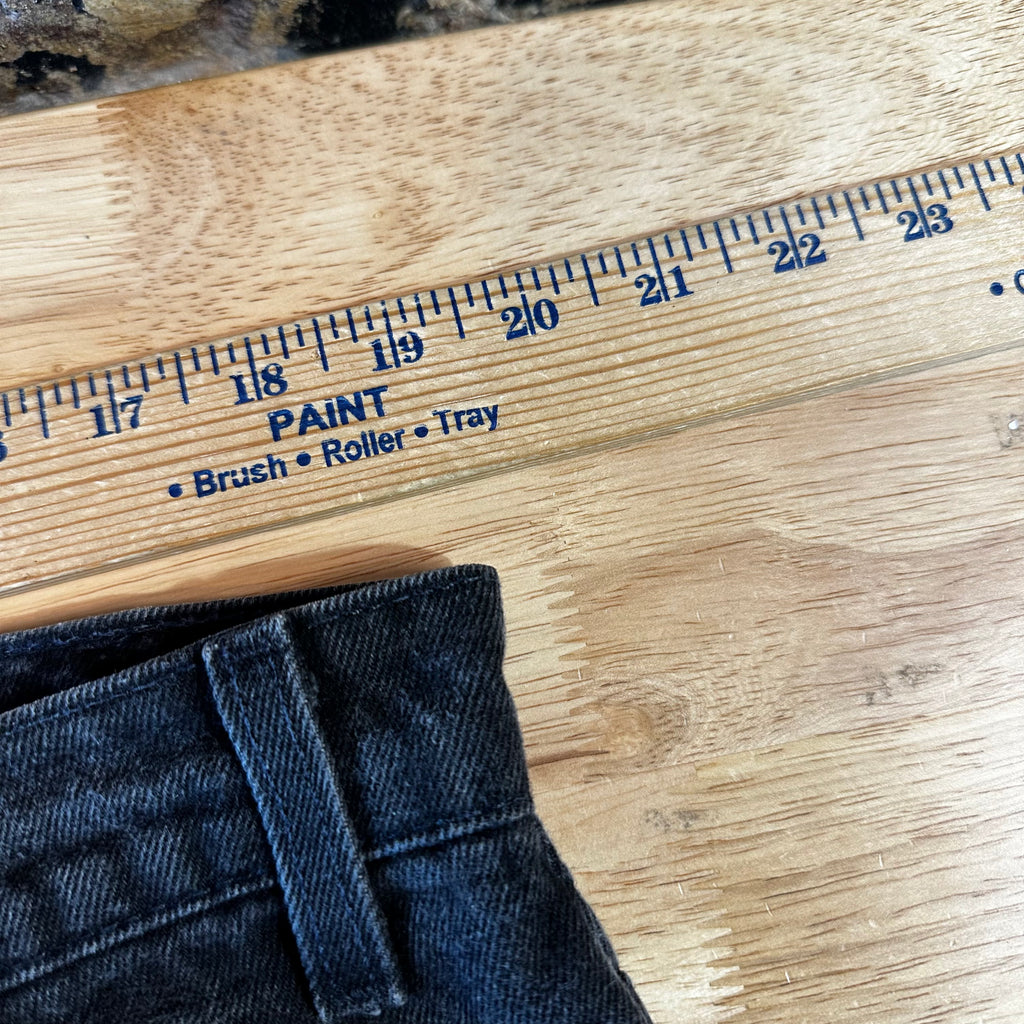 Vtg Levis 550 Black Orange Tab Relaxed Tapered Mens Jeans 40x30 USA 1996 90s