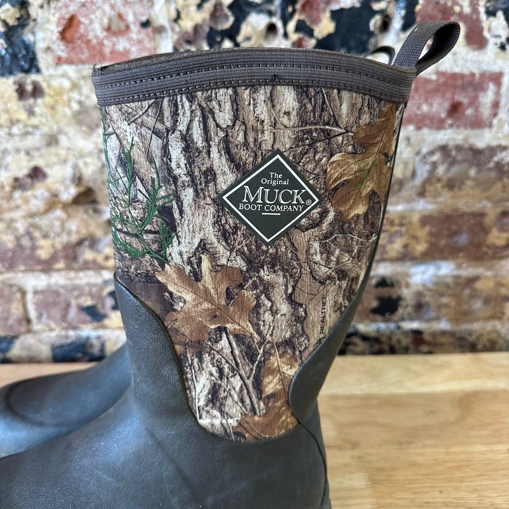 Muck Boots youth Boys Size 5 Camo Hunting Chore Mud