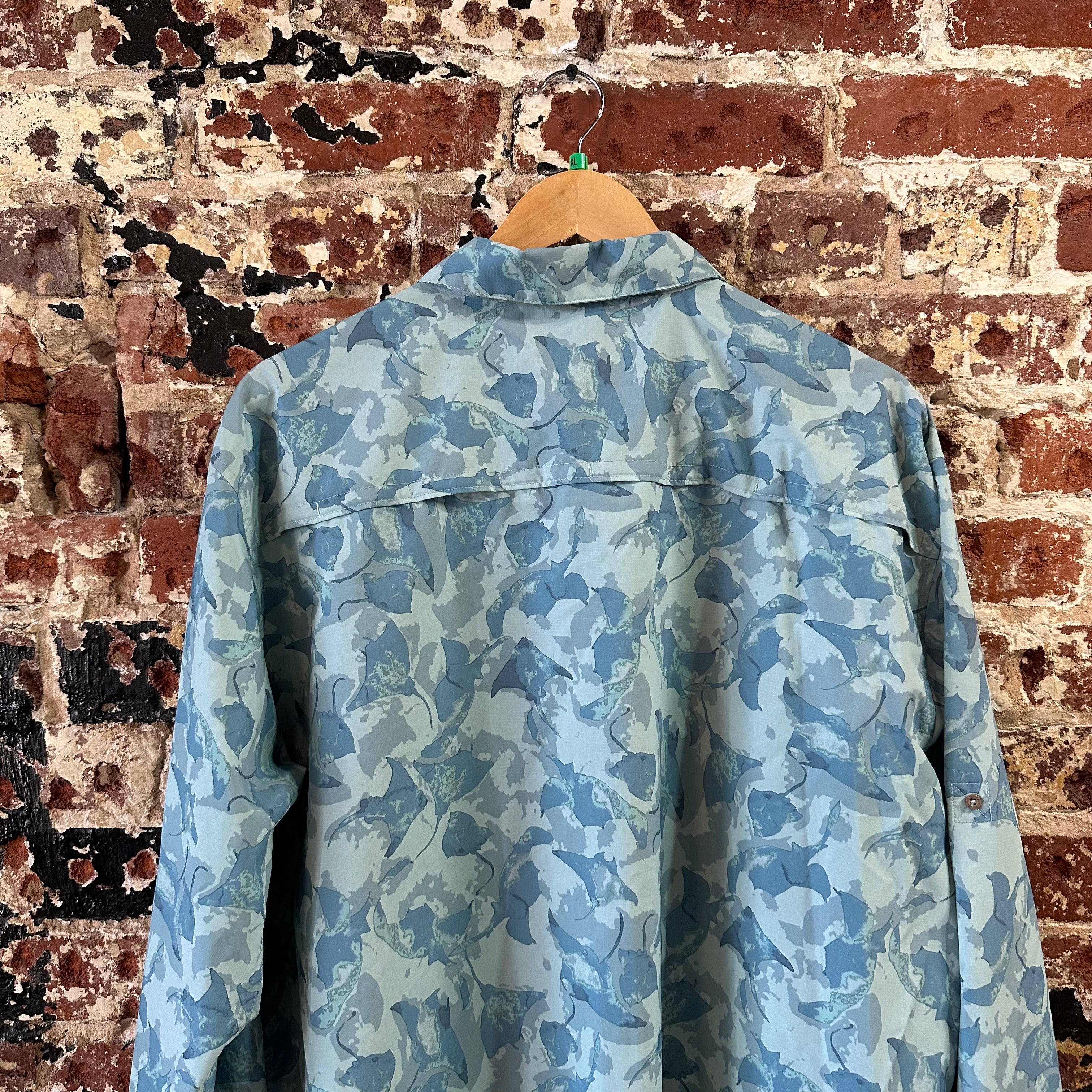 Patagonia Mens XL Long Sleeve Button Vented Blue