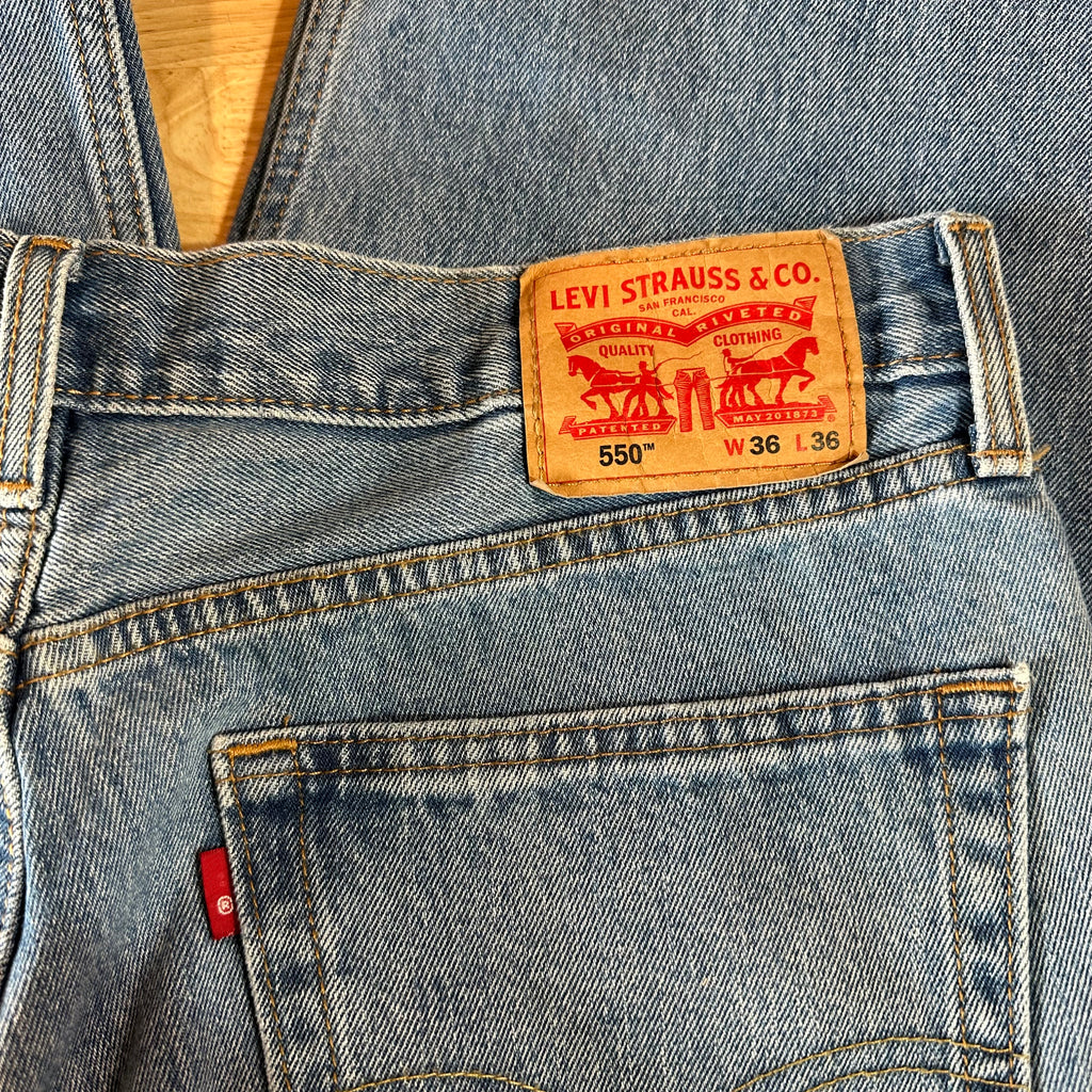Levi's 550 Mens 36x36 Jeans
