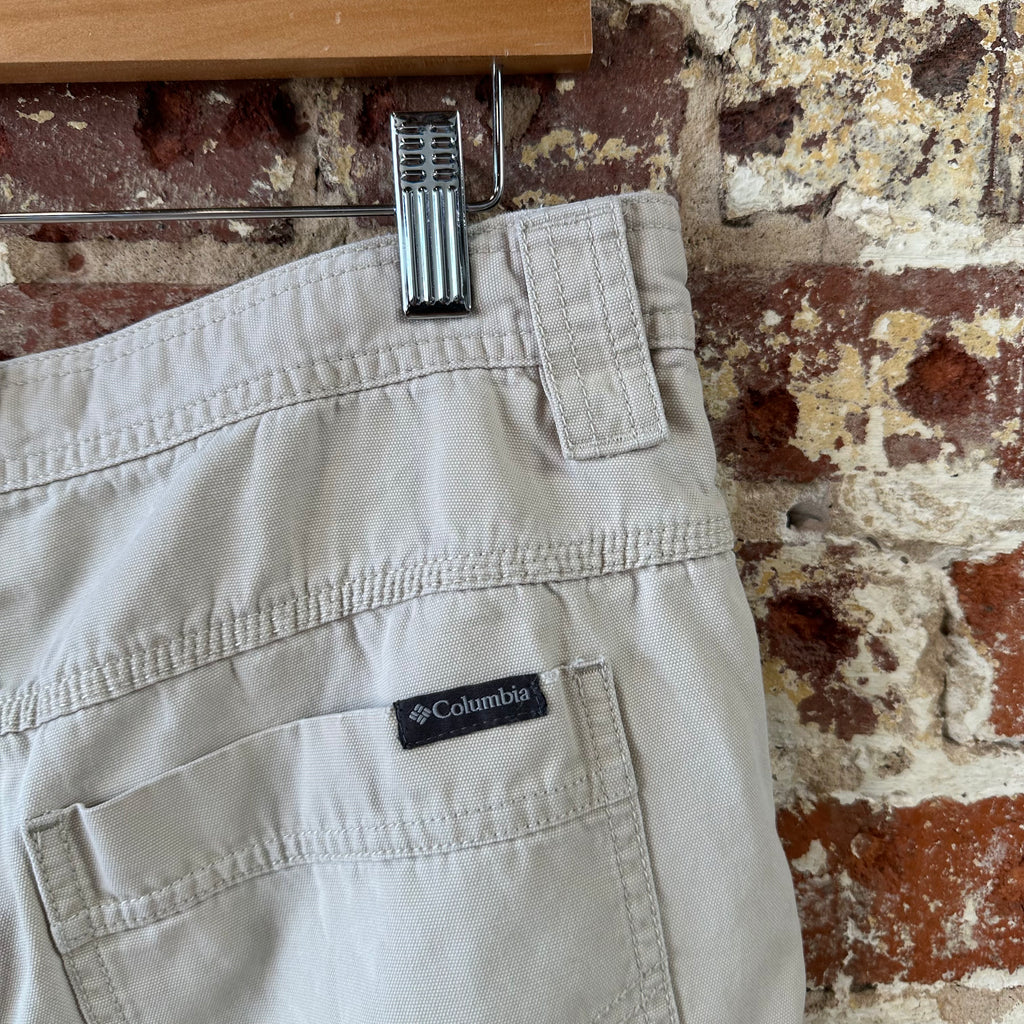 Columbia Shorts Men's Size XL Tan