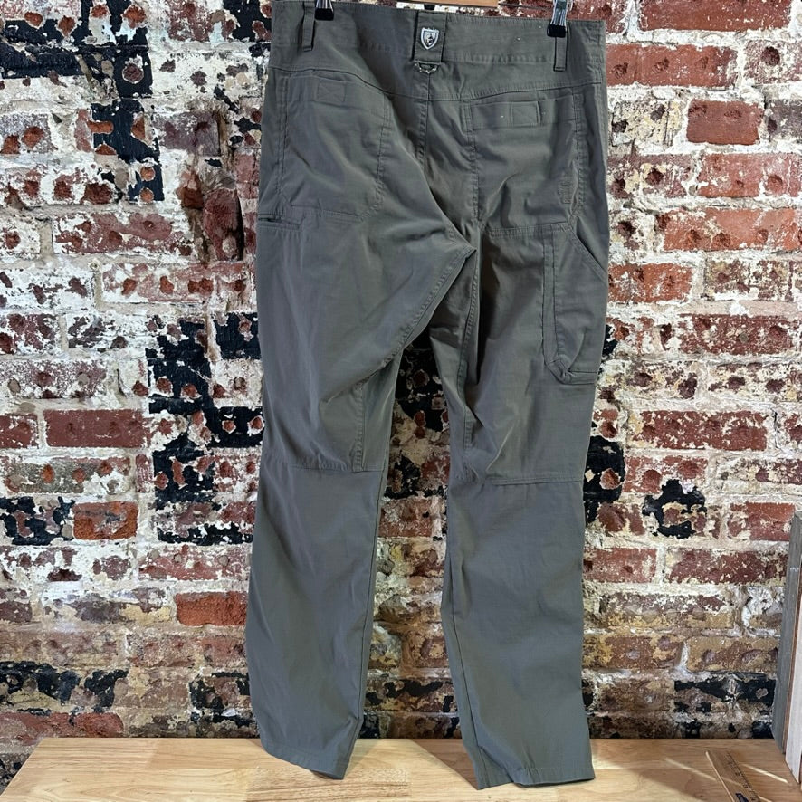 Kuhl Mens 34x32 Green Pants