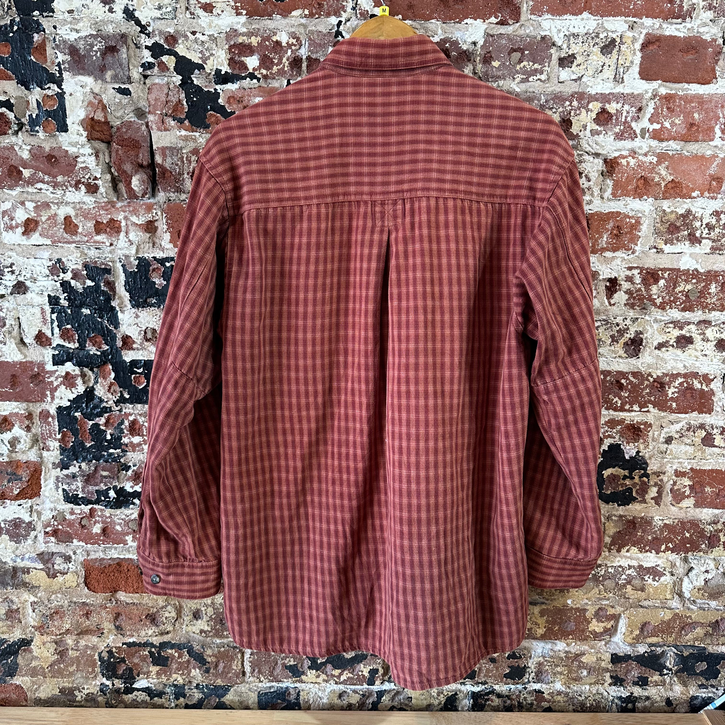 Columbia Mens Medium Button Up Shirt