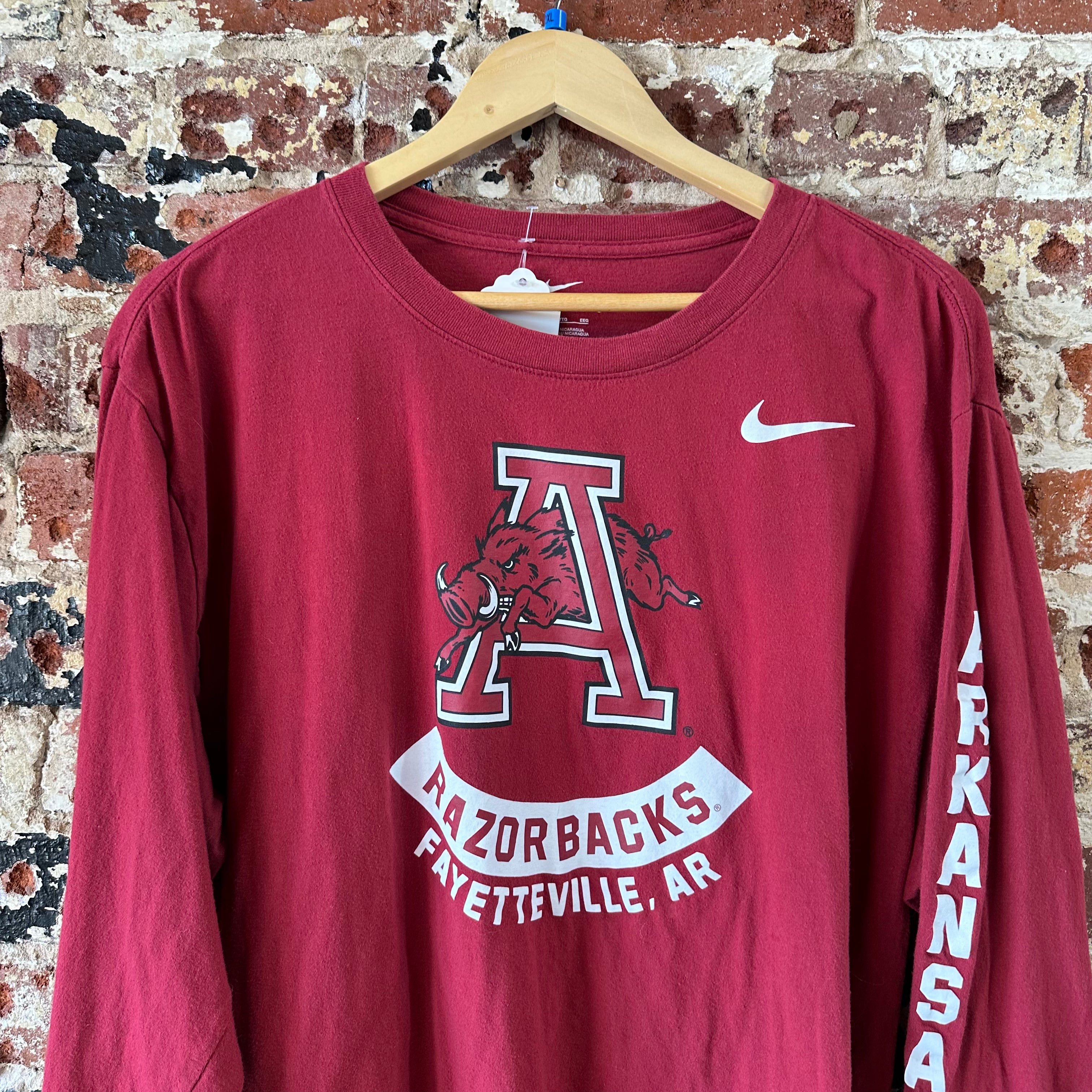 Nike Arkansas Razorbacks Hogs Mens Size 2XL Red Long Sleeve T-Shirt