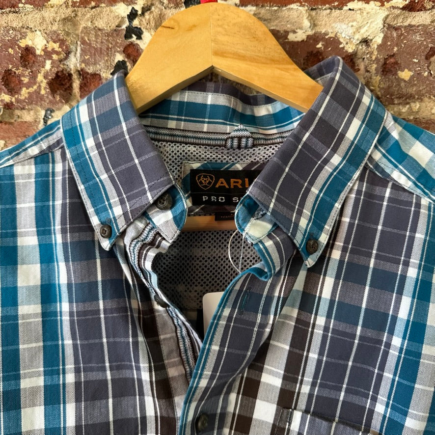 Ariat Pro Shirt Mens Large Button Down plaid Western Cowboy Rodeo long sleeve