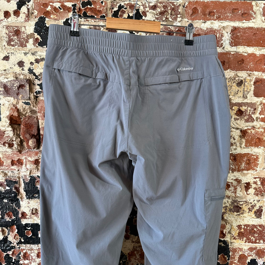 Columbia Pants Womens 16 Gray pants 35x31" Hiking outdoor Roll Tab