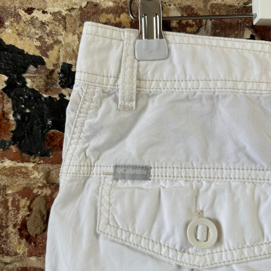 Columbia Womens 10 White Shorts