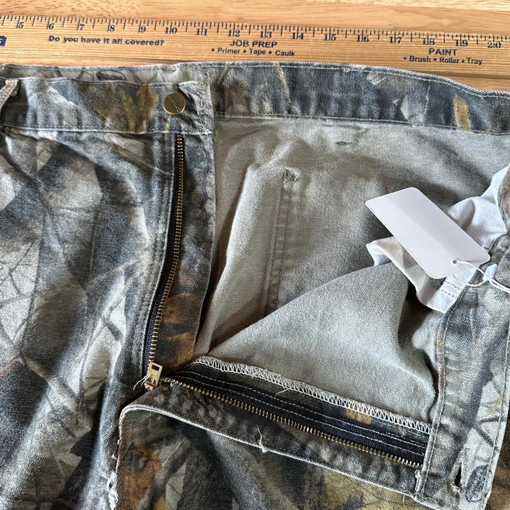 Carhartt Mens 42x28 Camo Pants