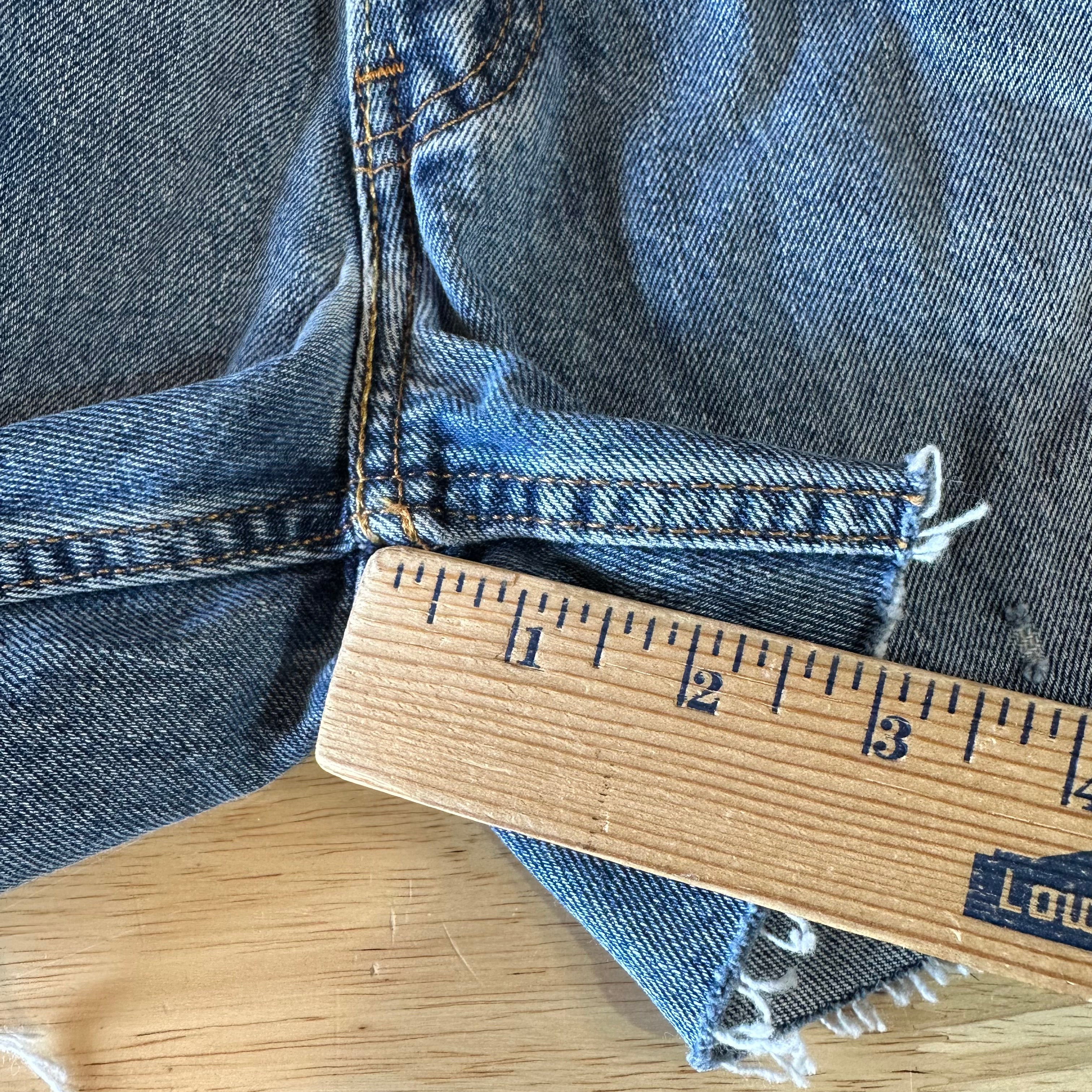 Levi's Cut Off Denim Blue High Rise Jean Shorts Womens 33 - 34x3"