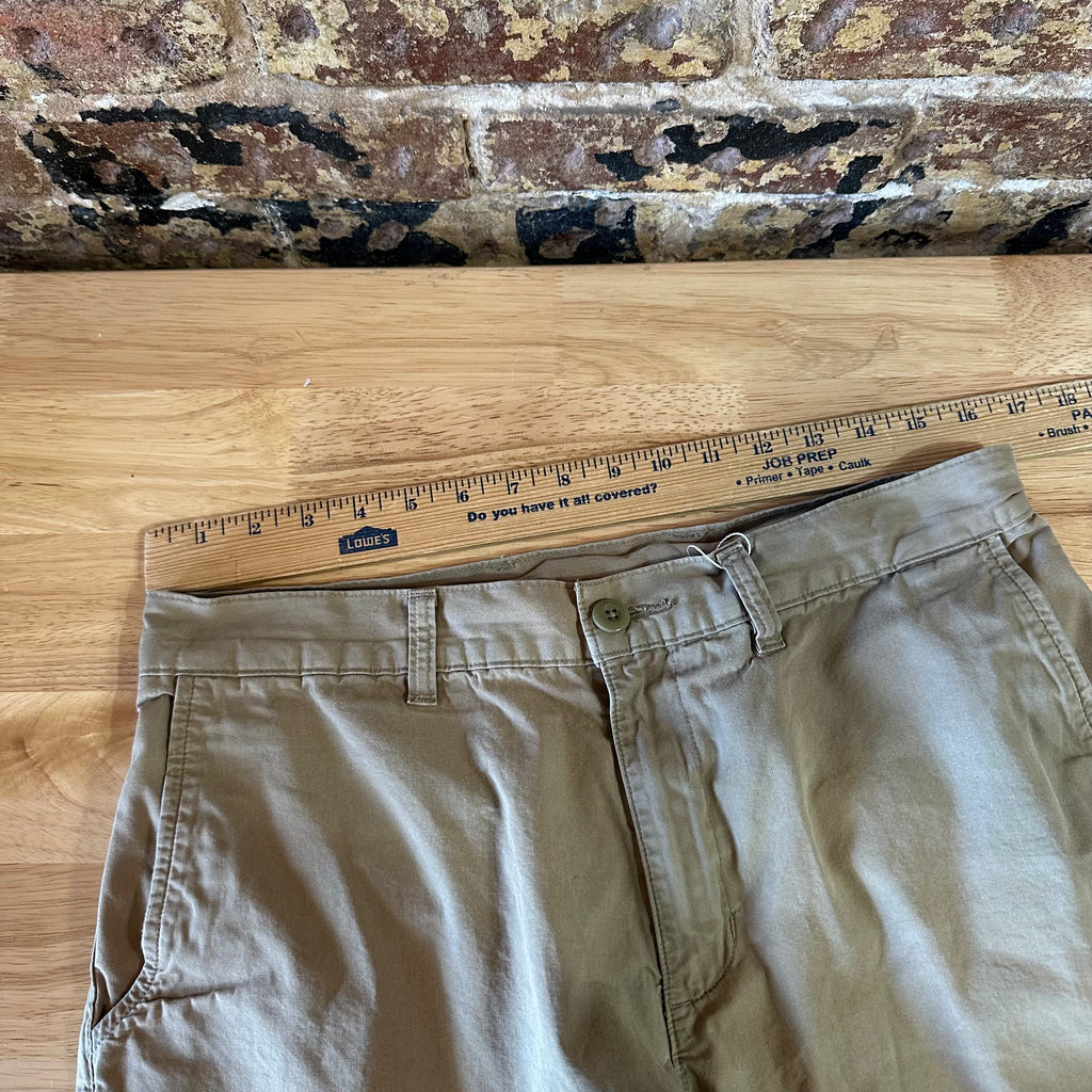 Patagonia Shorts Mens 32 Organic Cotton Lightweight 33x9" Flat front