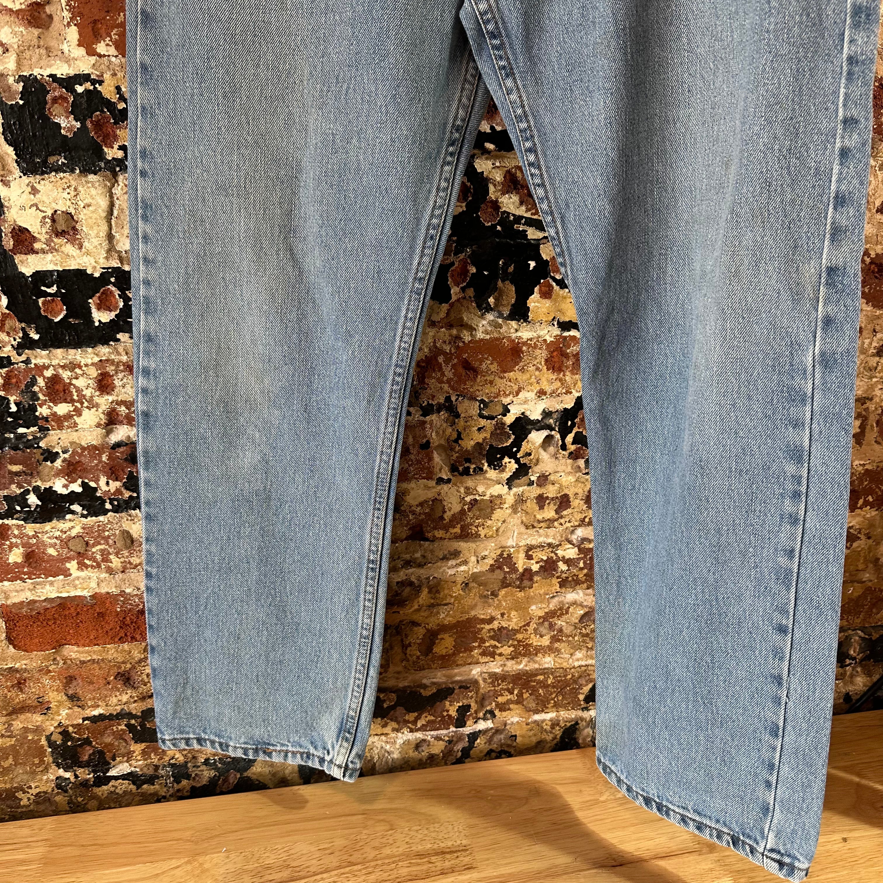 Levi's 505 Mens 33x30 Blue Jeans