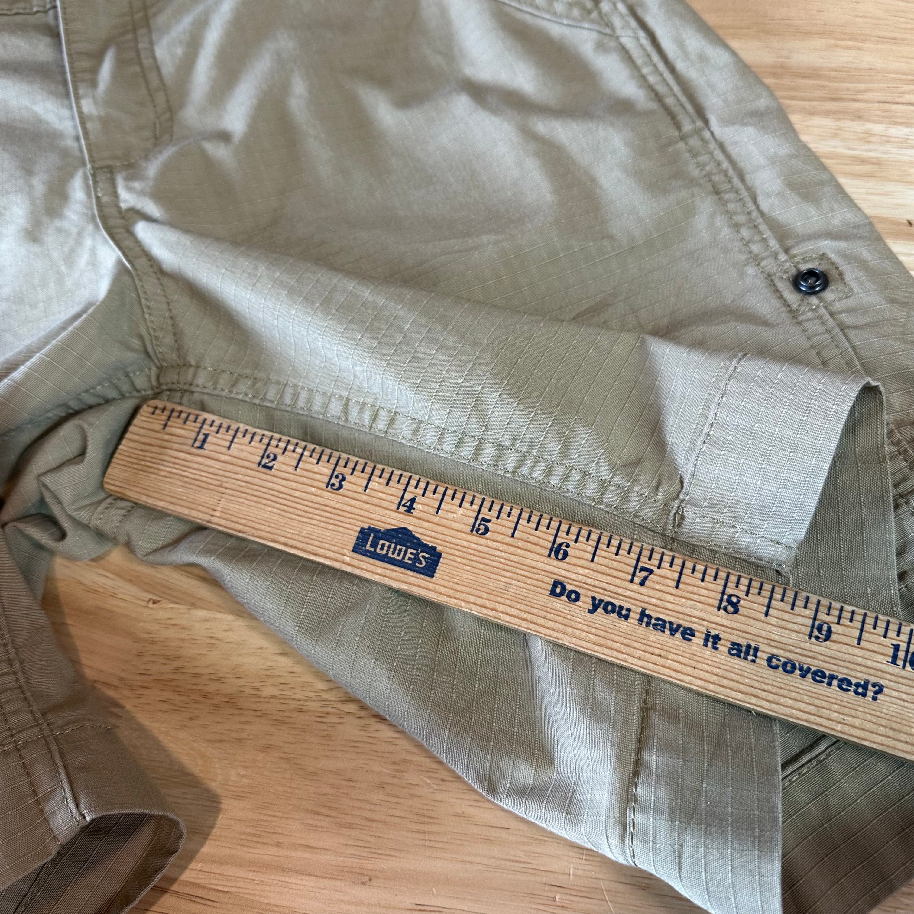 Carhartt Shorts Womens 8