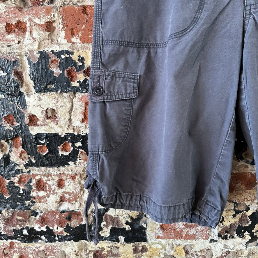 Carhartt Cargo Outdoor Canvas Shorts Womens Size 12 Gray 34x11"