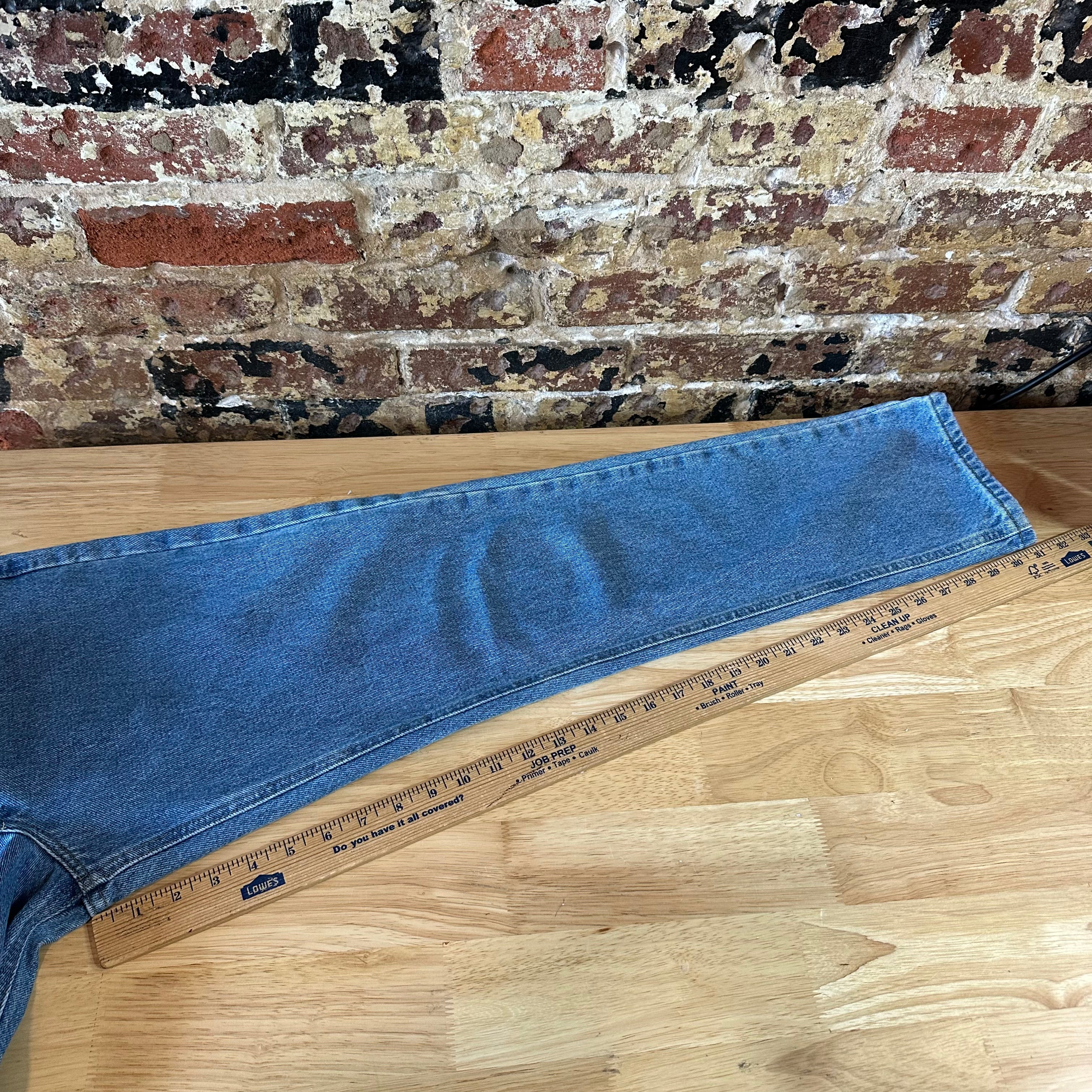 Carhartt Mens 30x32 Jeans