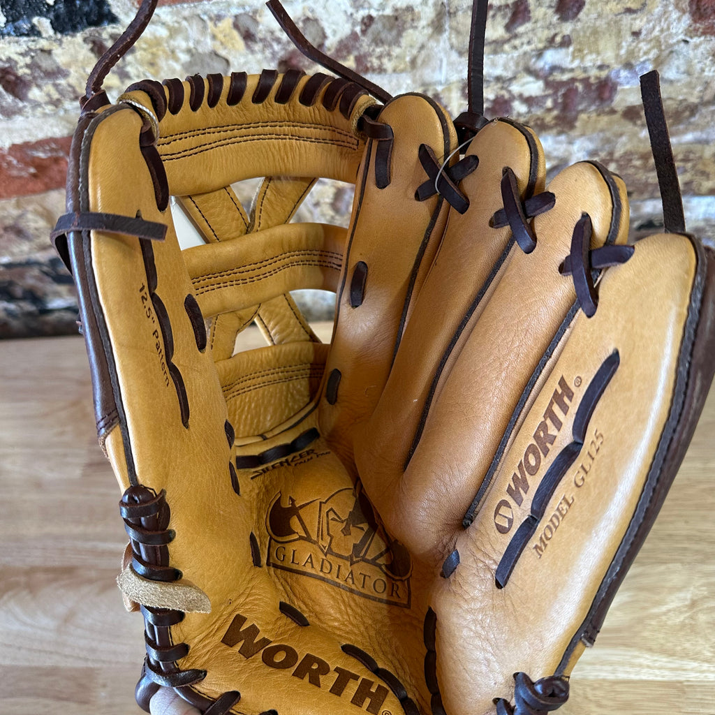 Worth Baseball Glove