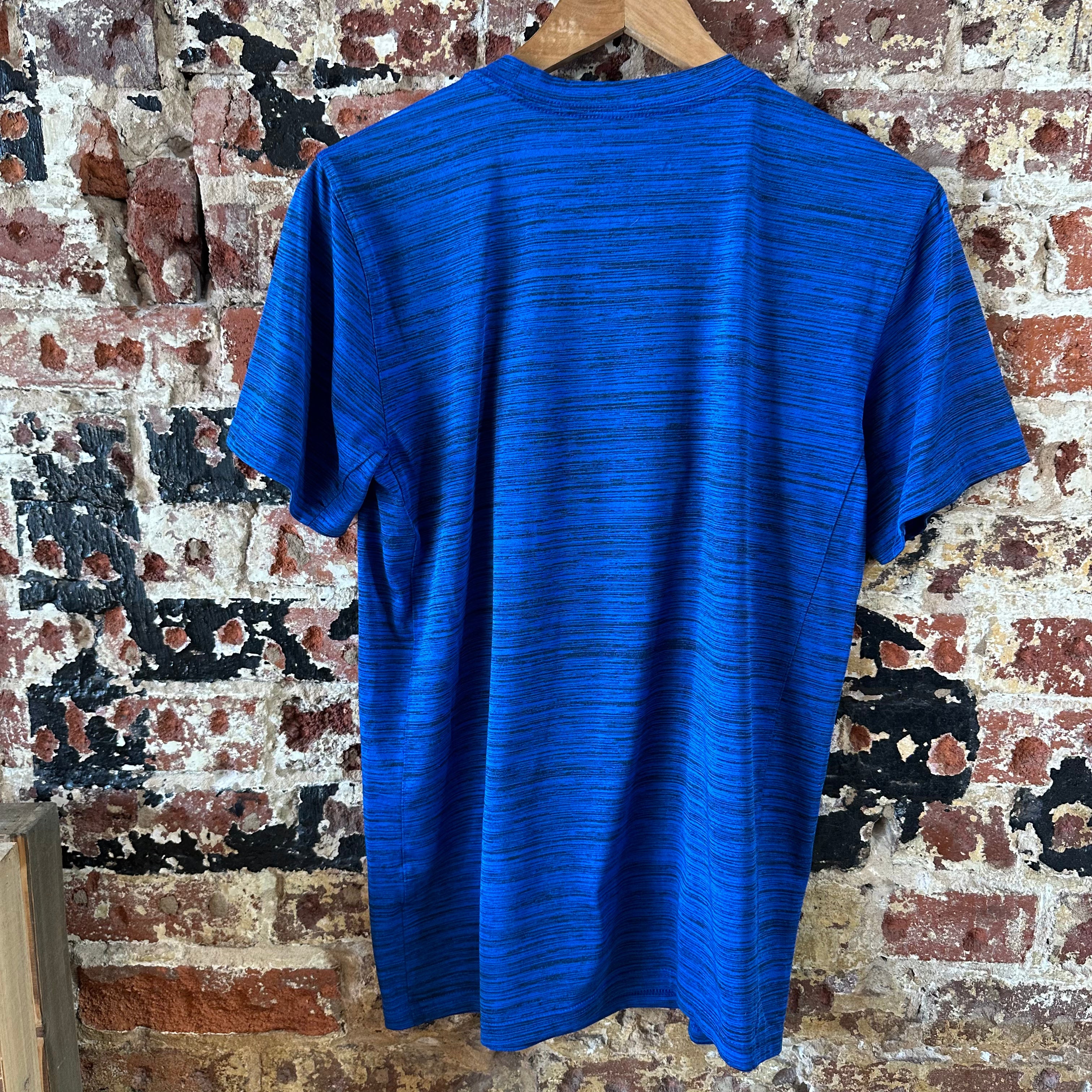 Nike Cubs Mens Small S/S T-Shirt