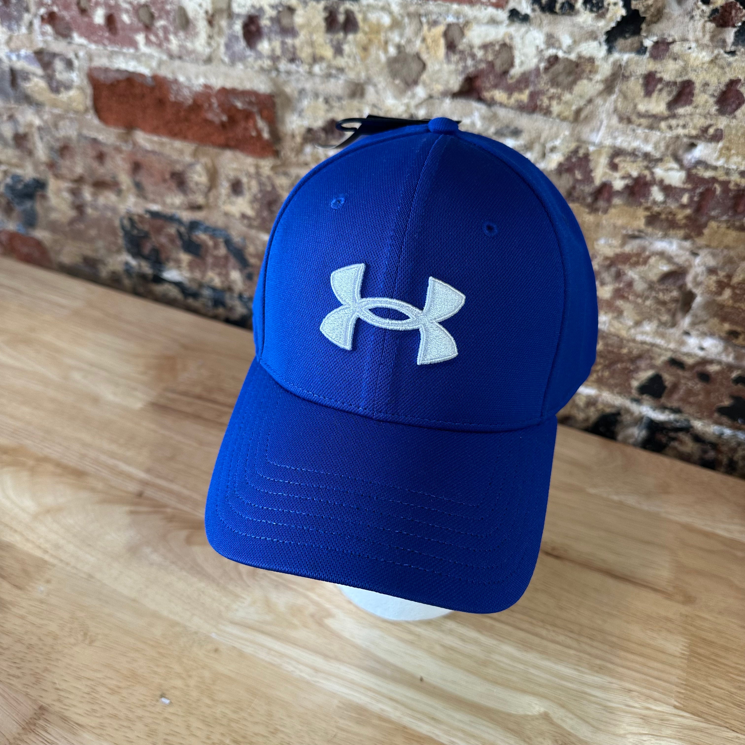 Under Armour UA Men's Blue w/White logo Classic Fit L/XL Cap Hat NWT