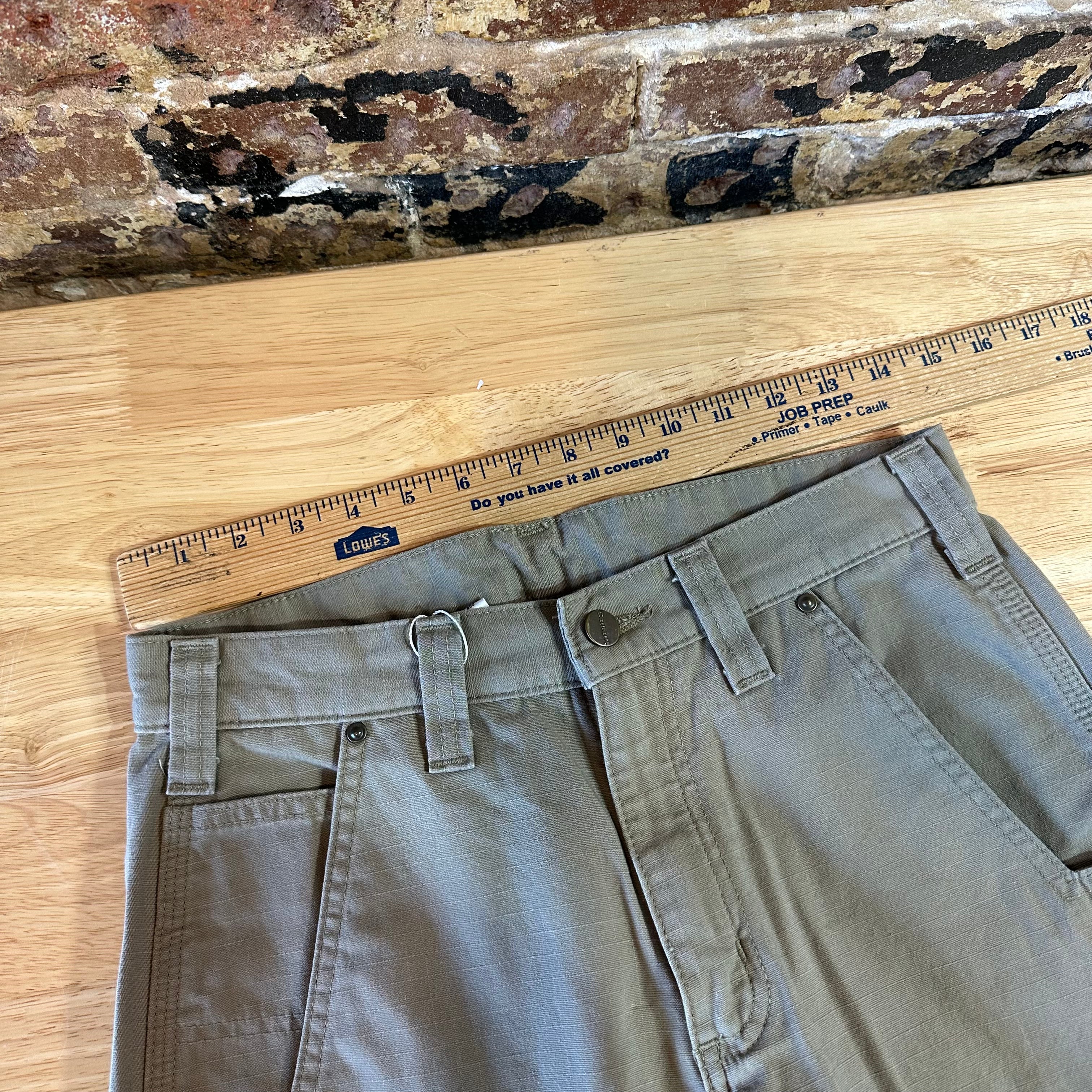 Carhartt B342 DES Mens 30x34 Cargo Pants